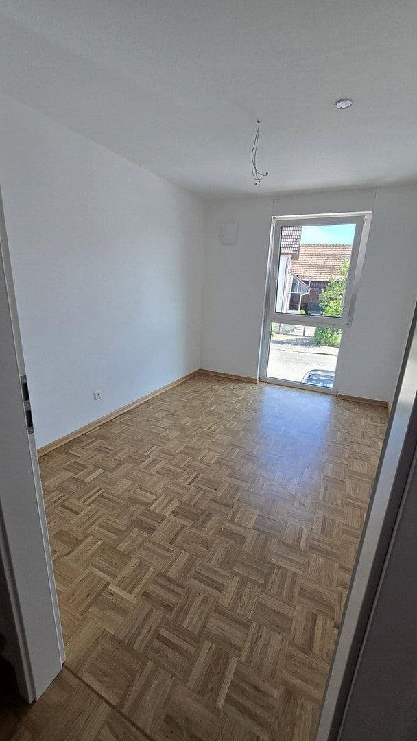 Pronájem domu 125 m², pozemek 140 m², Herbolzheimer Straße 26a, Herbolzheim, Bádensko-Württembersko Pronájem domu 125 m², pozemek 140 m², Herbolzheimer Straße 26a, Herbolzheim, Bádensko-Württembersko