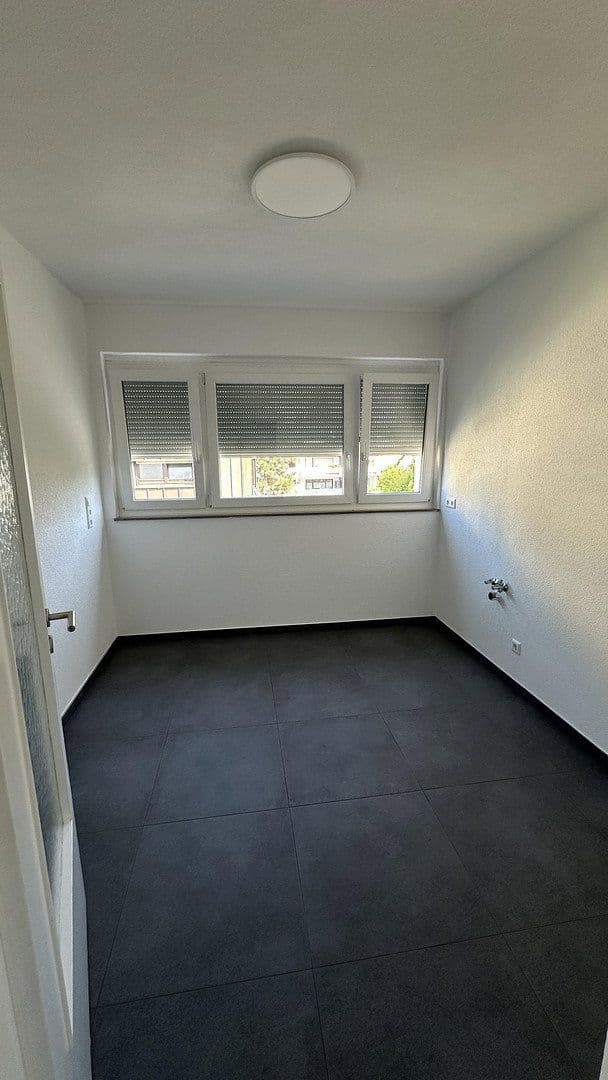 Pronájem bytu 2+kk 57 m², Sindelfingen, Bádensko-Württembersko Pronájem bytu 2+kk 57 m², Sindelfingen, Bádensko-Württembersko