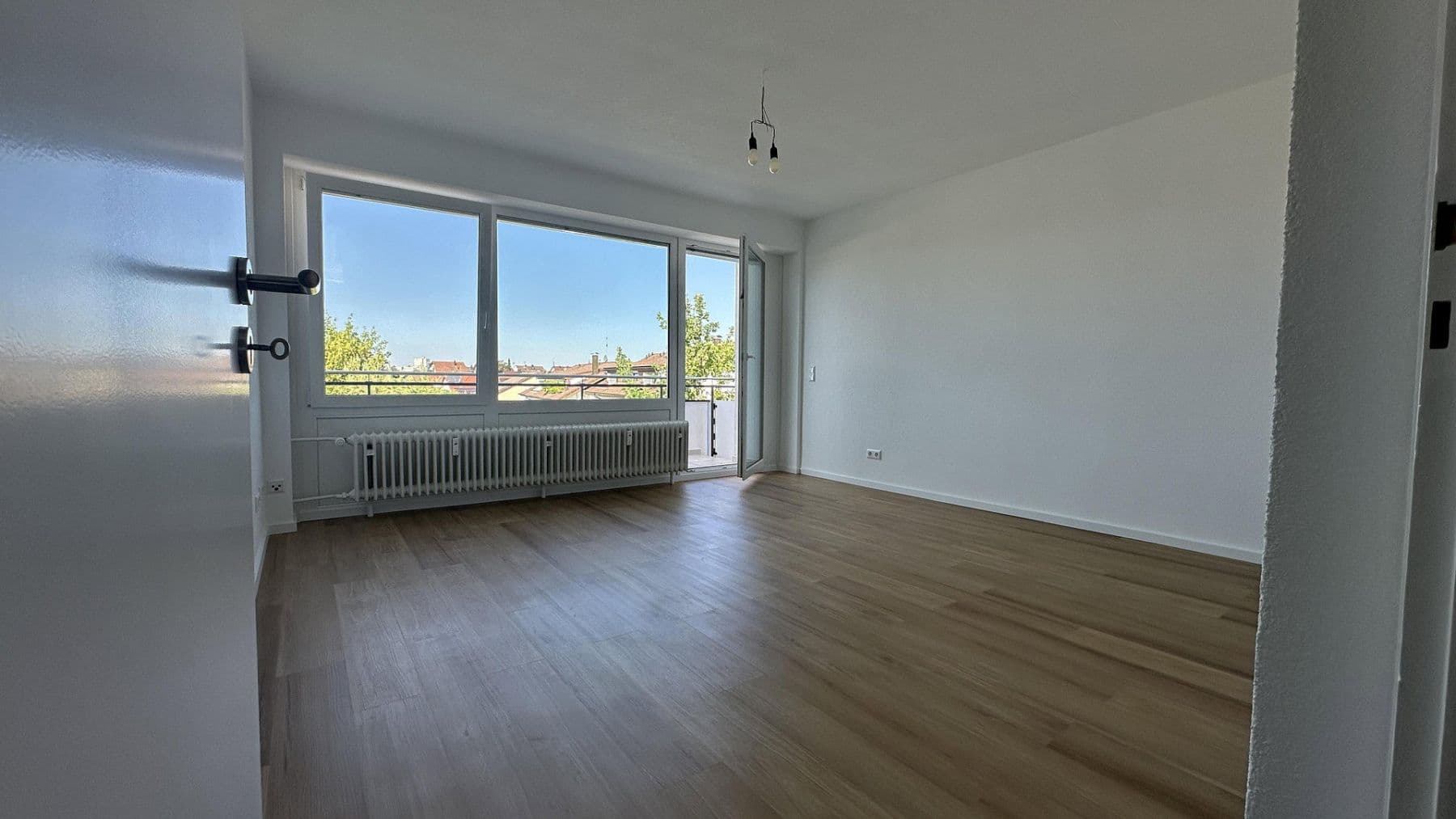 Pronájem bytu 2+kk 57 m², Sindelfingen, Bádensko-Württembersko Pronájem bytu 2+kk 57 m², Sindelfingen, Bádensko-Württembersko