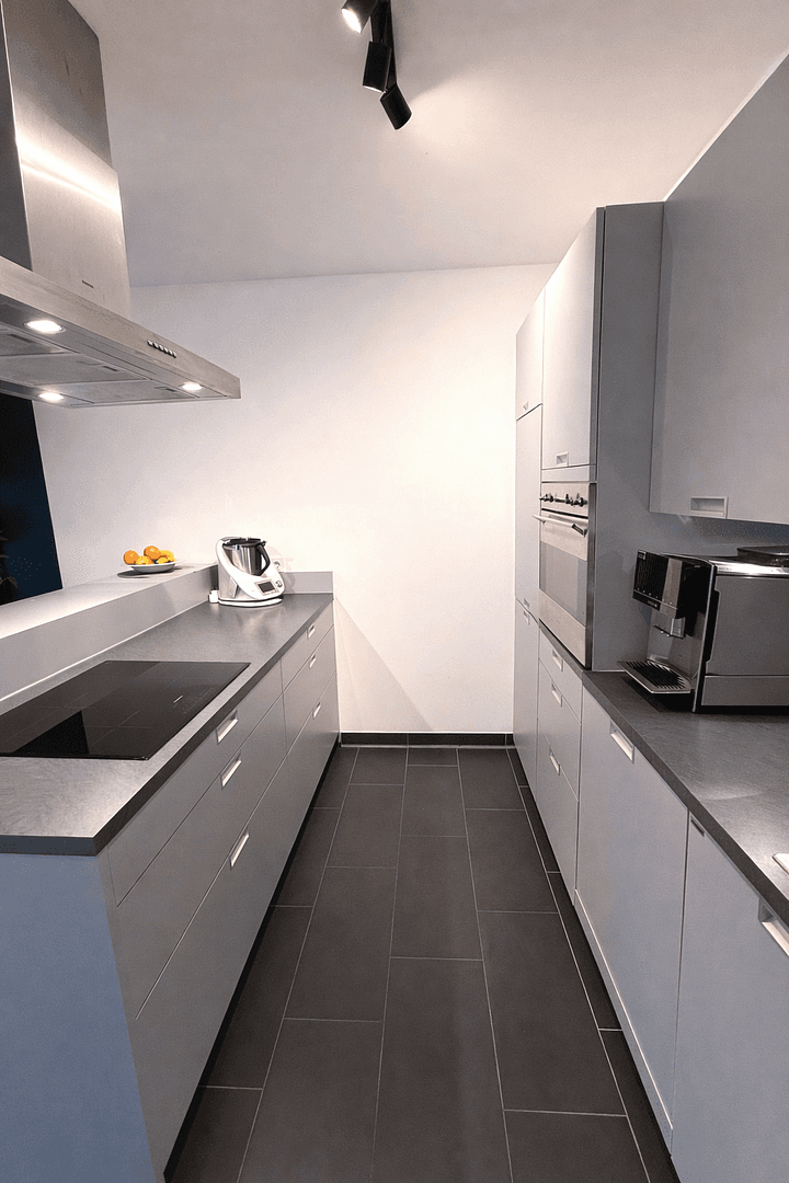 Pronájem bytu 4+1 98 m², Welfenstraße 68, München, Bavorsko Pronájem bytu 4+1 98 m², Welfenstraße 68, München, Bavorsko