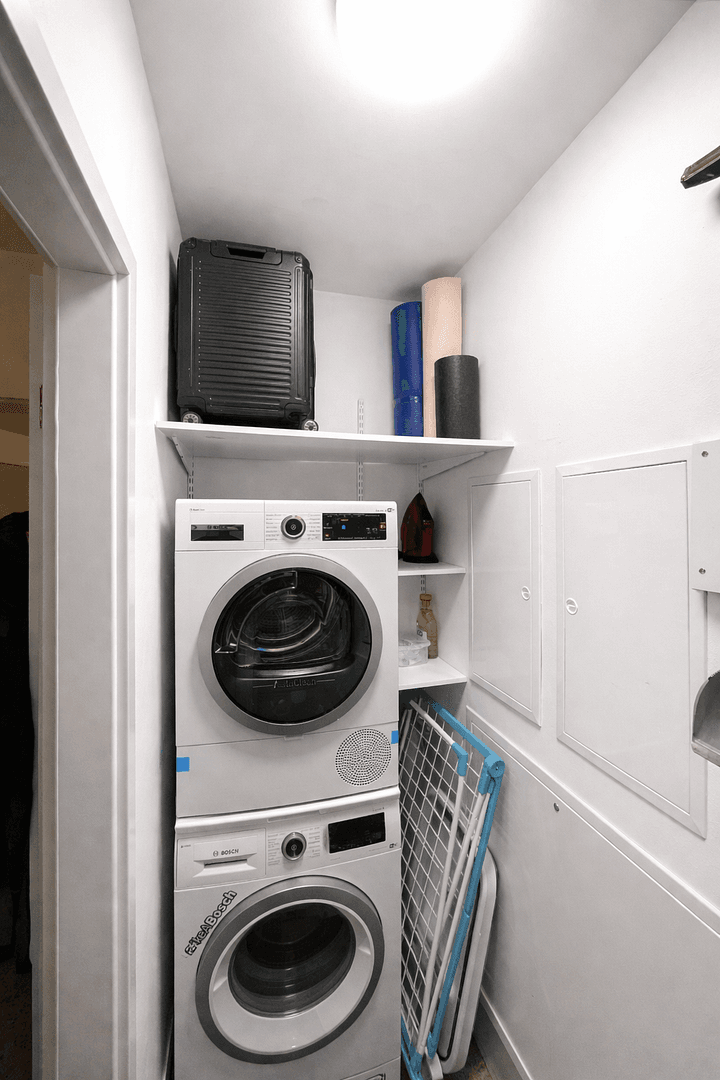 Pronájem bytu 4+1 98 m², Welfenstraße 68, München, Bavorsko Pronájem bytu 4+1 98 m², Welfenstraße 68, München, Bavorsko