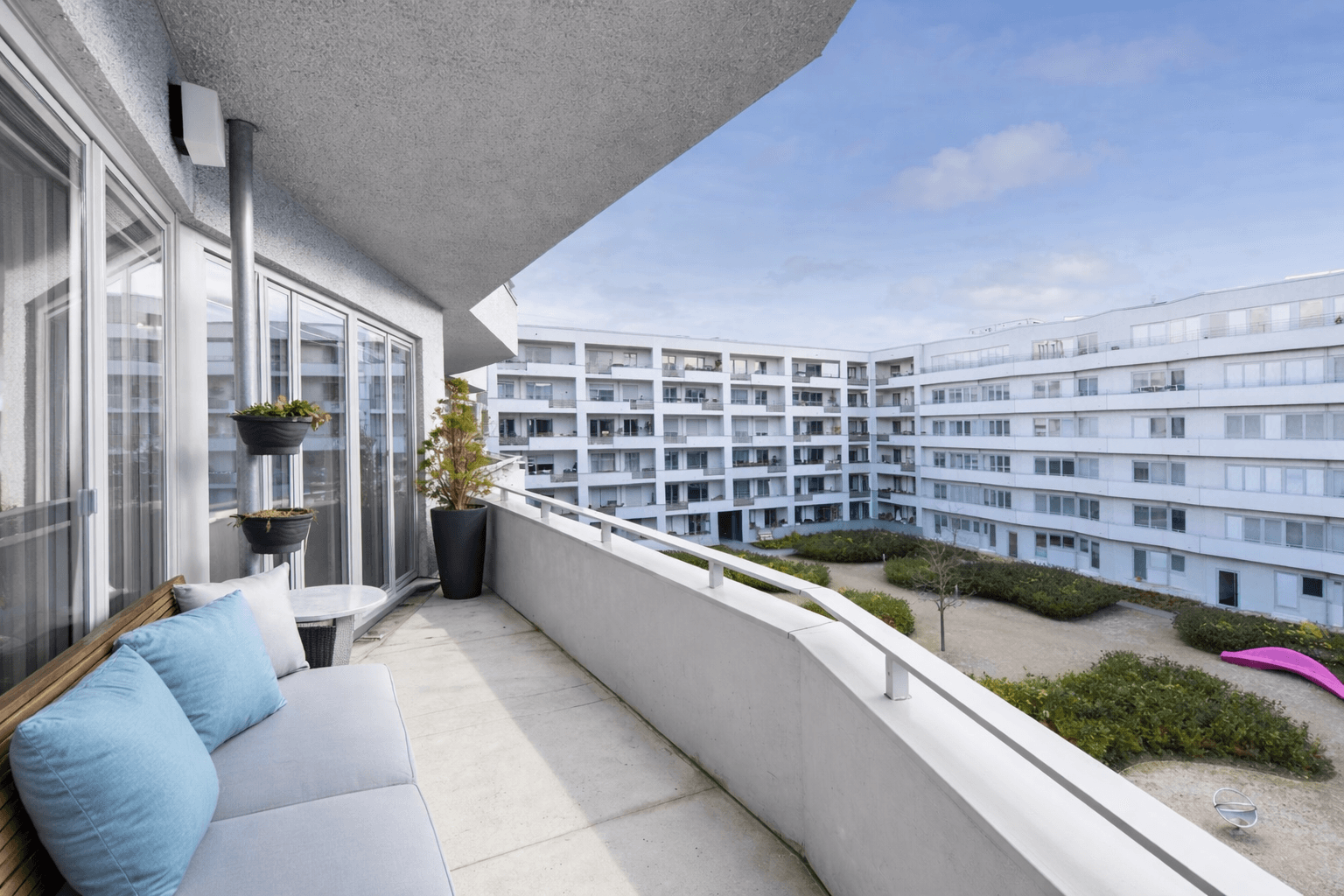 Pronájem bytu 4+1 98 m², Welfenstraße 68, München, Bavorsko Pronájem bytu 4+1 98 m², Welfenstraße 68, München, Bavorsko