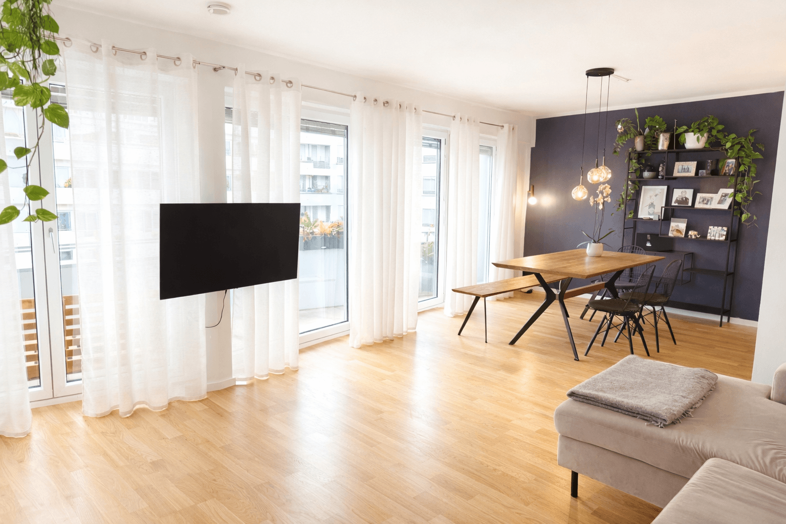 Pronájem bytu 4+1 98 m², Welfenstraße 68, München, Bavorsko Pronájem bytu 4+1 98 m², Welfenstraße 68, München, Bavorsko