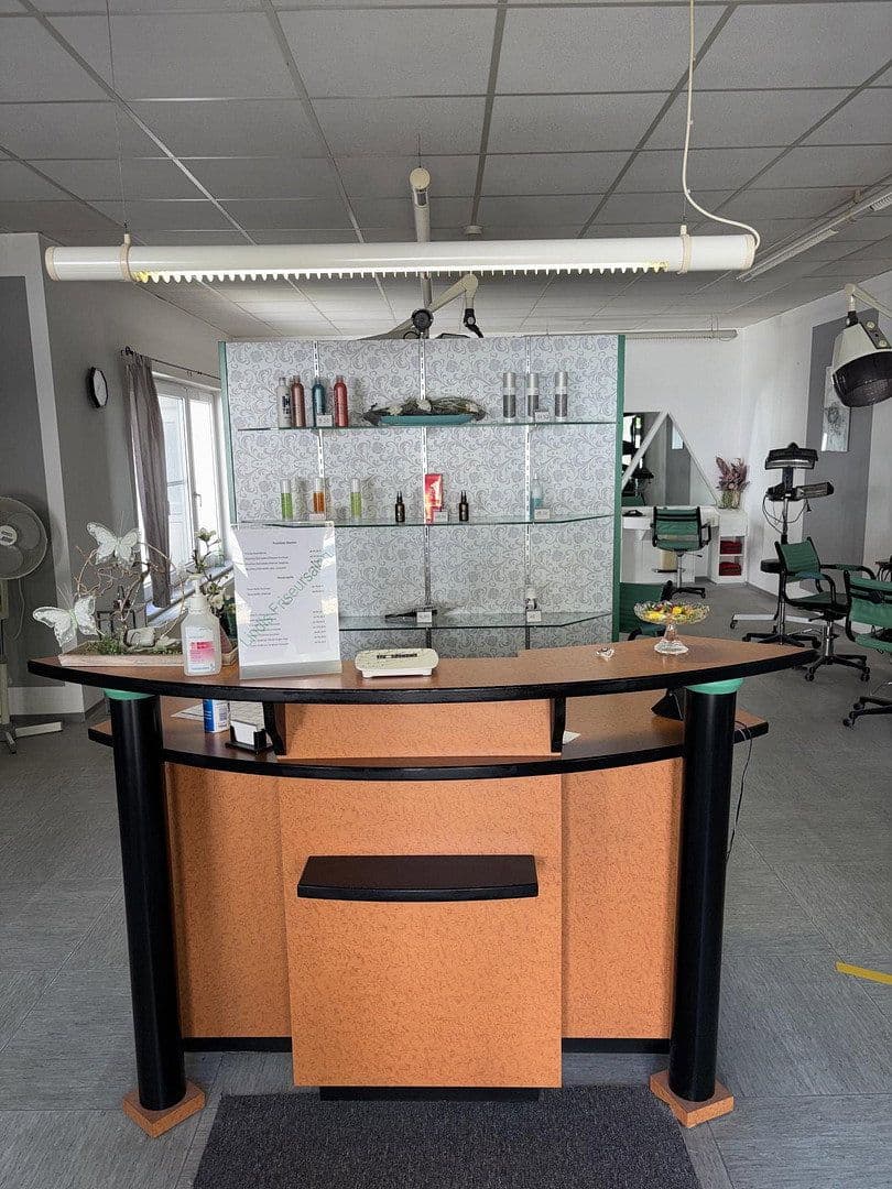 Prodej domu 175 m², pozemek 135 m², August-Bebel-Str. 16, Bad Sülze, Mecklenburg-Vorpommern Prodej domu 175 m², pozemek 135 m², August-Bebel-Str. 16, Bad Sülze, Mecklenburg-Vorpommern