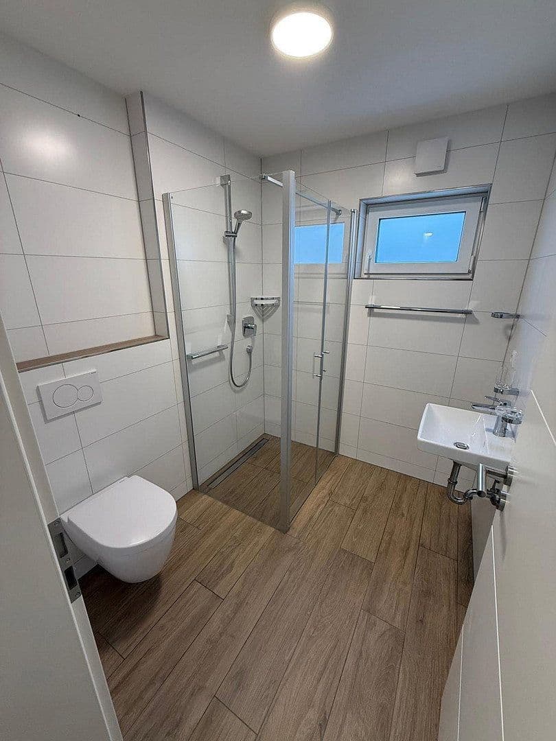 Prodej bytu 6+1 172 m², Hilzingen, Bádensko-Württembersko Prodej bytu 6+1 172 m², Hilzingen, Bádensko-Württembersko