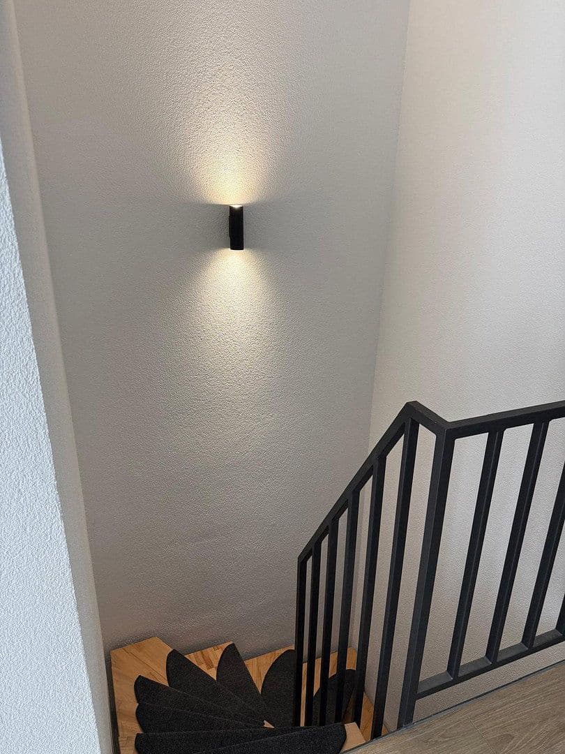 Prodej bytu 6+1 172 m², Hilzingen, Bádensko-Württembersko Prodej bytu 6+1 172 m², Hilzingen, Bádensko-Württembersko