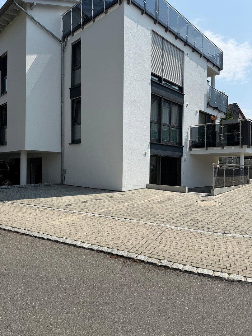 Prodej bytu 6+1 172 m², Hilzingen, Bádensko-Württembersko Prodej bytu 6+1 172 m², Hilzingen, Bádensko-Württembersko