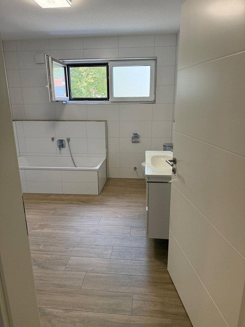 Prodej bytu 6+1 172 m², Hilzingen, Bádensko-Württembersko Prodej bytu 6+1 172 m², Hilzingen, Bádensko-Württembersko