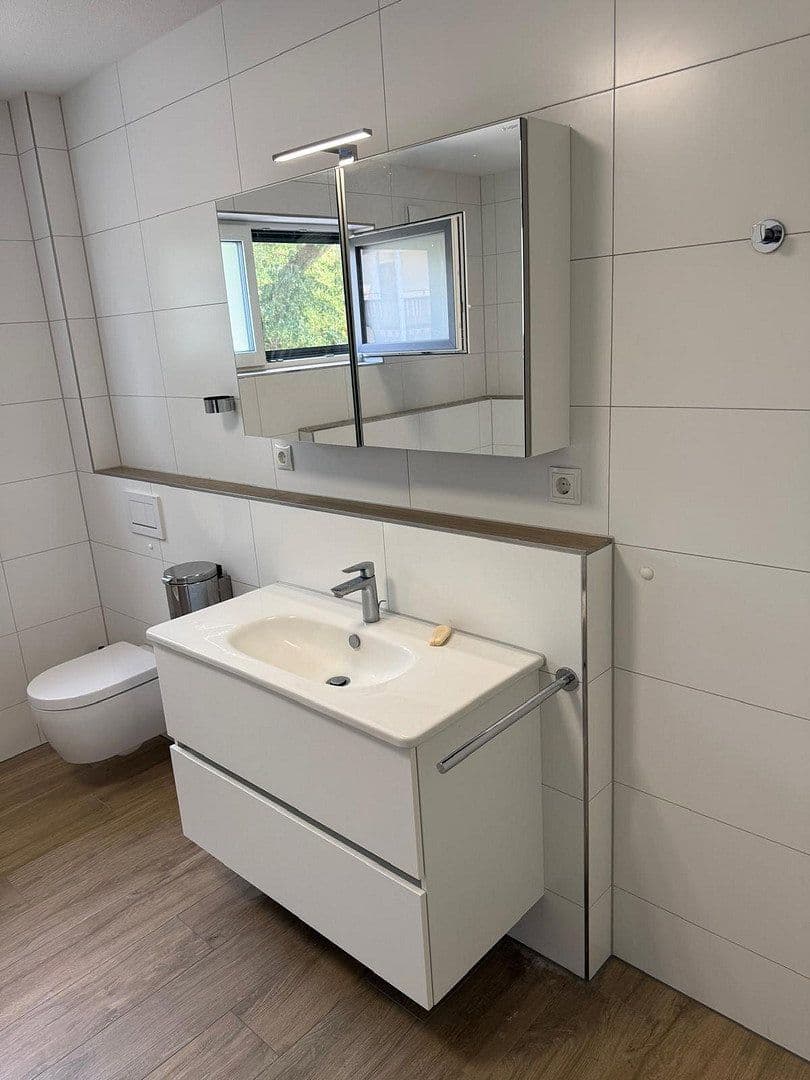 Prodej bytu 6+1 172 m², Hilzingen, Bádensko-Württembersko Prodej bytu 6+1 172 m², Hilzingen, Bádensko-Württembersko