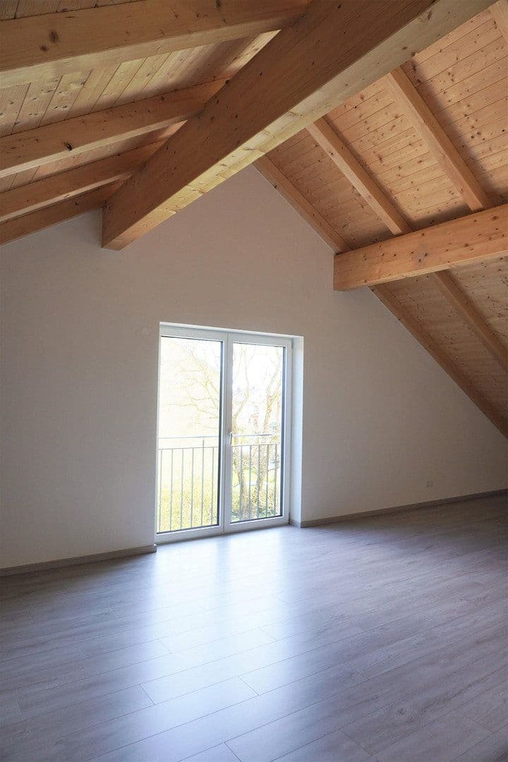 Pronájem domu 154 m², pozemek 306 m², Ampfing, Bavorsko Pronájem domu 154 m², pozemek 306 m², Ampfing, Bavorsko