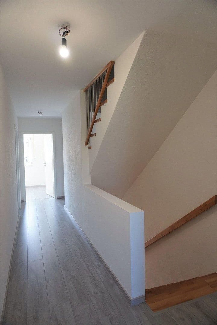 Pronájem domu 154 m², pozemek 306 m², Ampfing, Bavorsko Pronájem domu 154 m², pozemek 306 m², Ampfing, Bavorsko