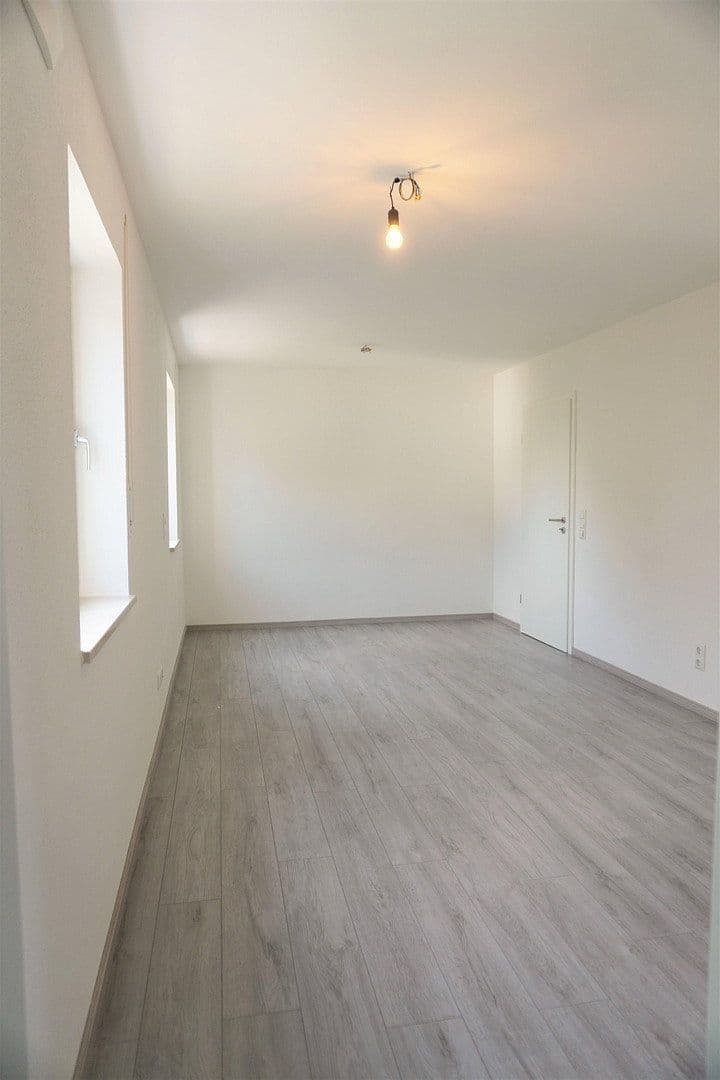 Pronájem domu 154 m², pozemek 306 m², Ampfing, Bavorsko Pronájem domu 154 m², pozemek 306 m², Ampfing, Bavorsko