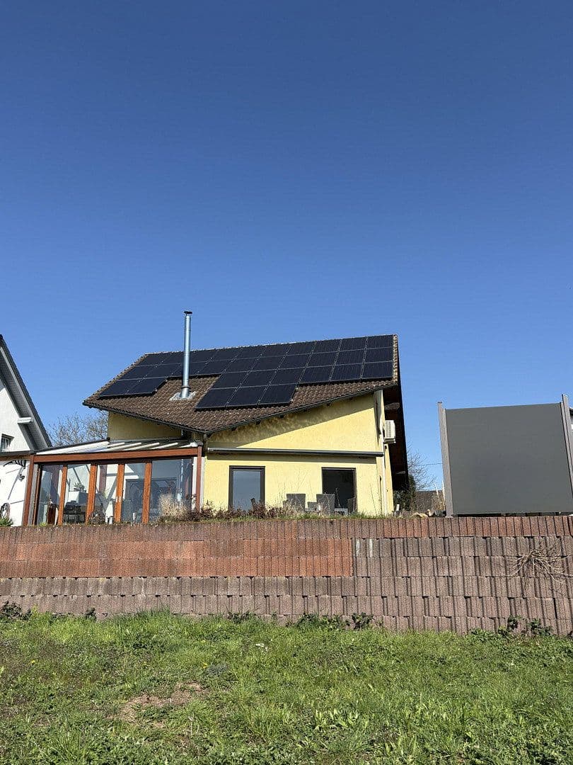 Prodej domu 160 m², pozemek 391 m², Neuwied, Porýní-Falc Prodej domu 160 m², pozemek 391 m², Neuwied, Porýní-Falc