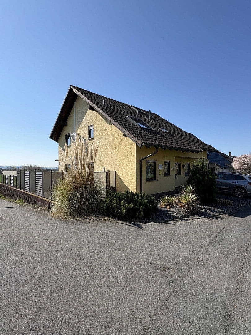 Prodej domu 160 m², pozemek 391 m², Neuwied, Porýní-Falc Prodej domu 160 m², pozemek 391 m², Neuwied, Porýní-Falc
