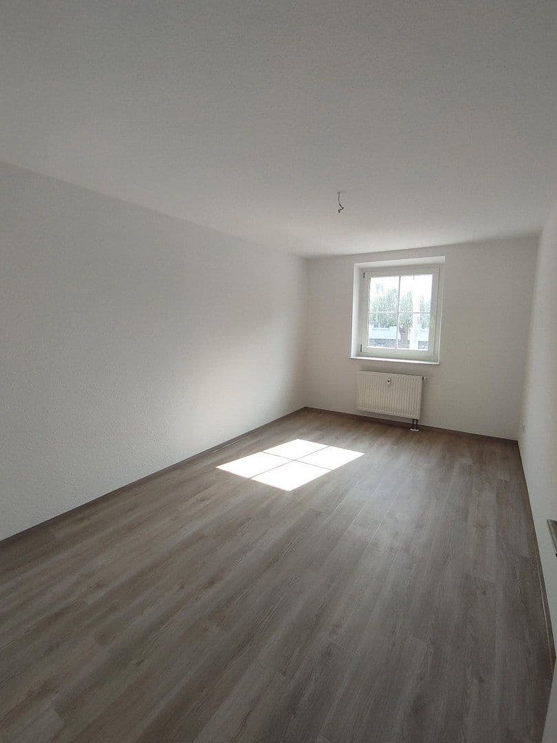 Pronájem bytu 2+1 67 m², Chemnitzer Straße 30b, Chemnitz, Sasko Pronájem bytu 2+1 67 m², Chemnitzer Straße 30b, Chemnitz, Sasko