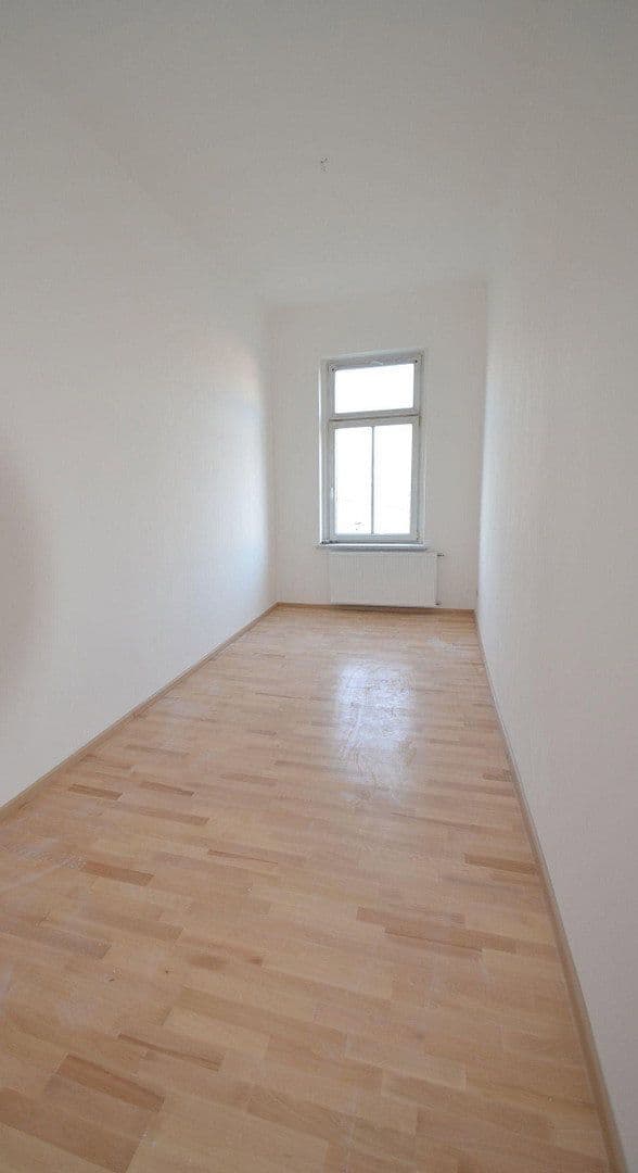 Prodej domu 1.006 m², pozemek 570 m², Pfaffendorfer Straße, Leipzig, Sasko Prodej domu 1.006 m², pozemek 570 m², Pfaffendorfer Straße, Leipzig, Sasko