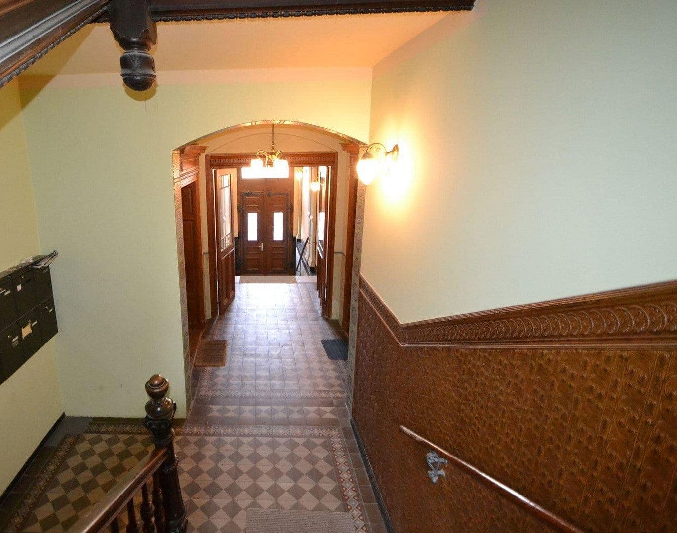 Prodej domu 1.006 m², pozemek 570 m², Pfaffendorfer Straße, Leipzig, Sasko Prodej domu 1.006 m², pozemek 570 m², Pfaffendorfer Straße, Leipzig, Sasko