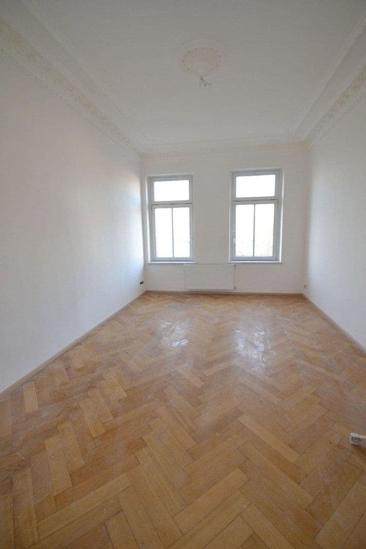 Prodej domu 1.006 m², pozemek 570 m², Pfaffendorfer Straße, Leipzig, Sasko Prodej domu 1.006 m², pozemek 570 m², Pfaffendorfer Straße, Leipzig, Sasko