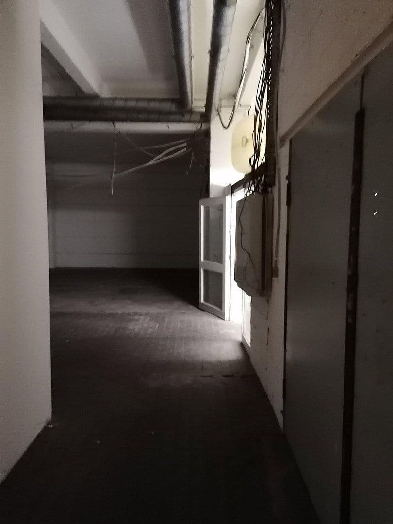 Pronájem nebytového prostoru 245 m², Großrosseln, Země Sársko Pronájem nebytového prostoru 245 m², Großrosseln, Země Sársko