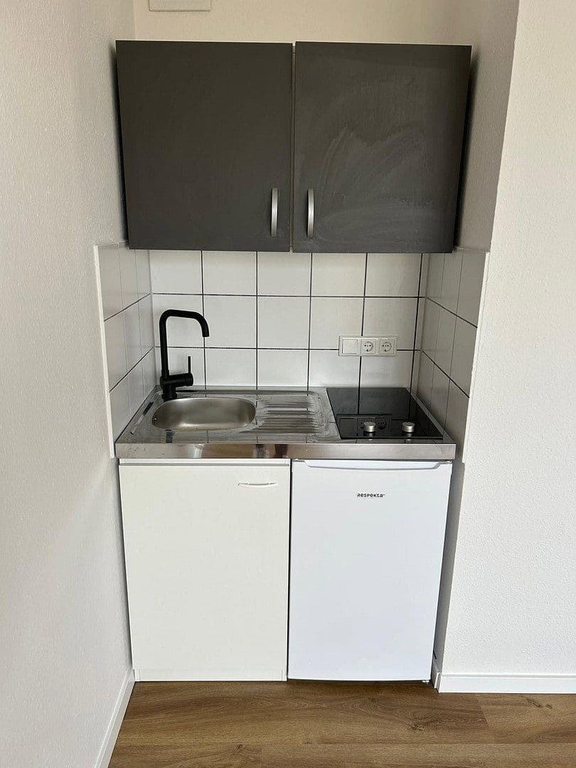 Pronájem bytu 2+1 23 m², Hollensiek 29, Bielefeld, Severní Porýní-Vestfálsko Pronájem bytu 2+1 23 m², Hollensiek 29, Bielefeld, Severní Porýní-Vestfálsko