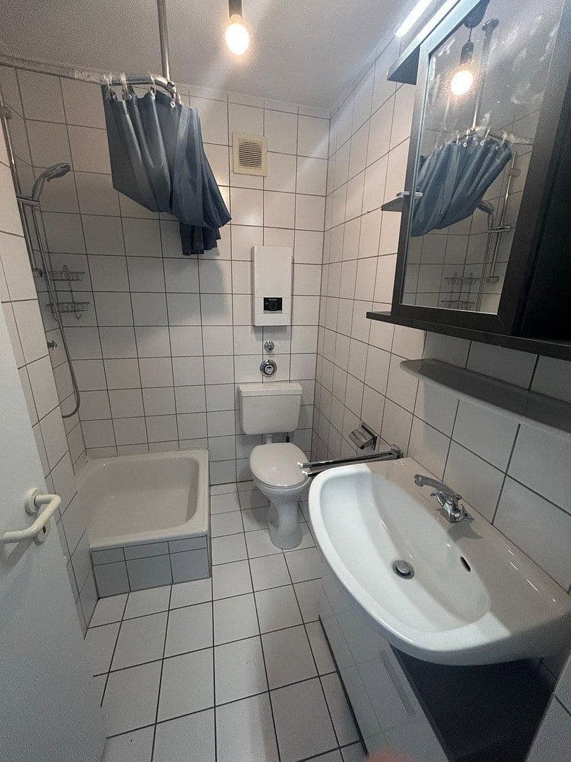 Pronájem bytu 2+1 23 m², Hollensiek 29, Bielefeld, Severní Porýní-Vestfálsko Pronájem bytu 2+1 23 m², Hollensiek 29, Bielefeld, Severní Porýní-Vestfálsko