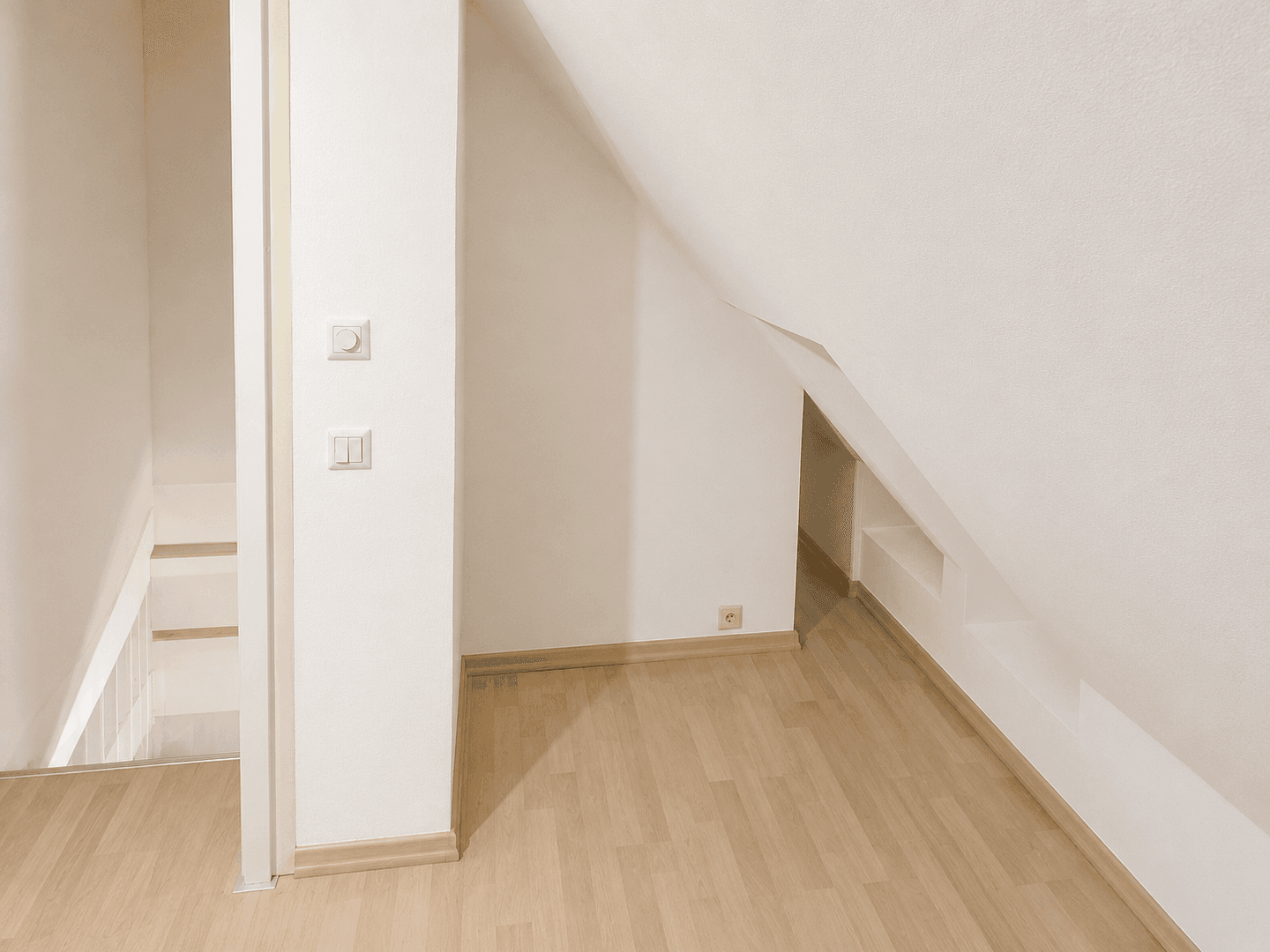 Prodej domu 111 m², pozemek 477 m², Alter Berner Weg 115, Hamburg, Hamburg Prodej domu 111 m², pozemek 477 m², Alter Berner Weg 115, Hamburg, Hamburg