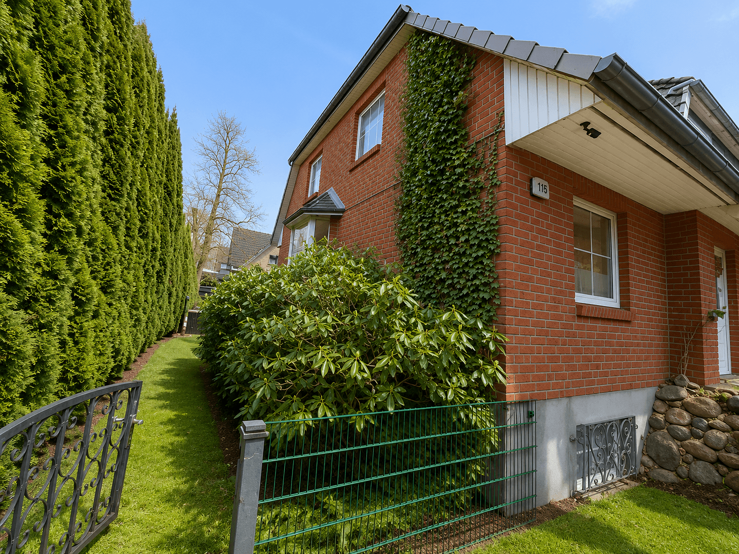 Prodej domu 111 m², pozemek 477 m², Alter Berner Weg 115, Hamburg, Hamburg Prodej domu 111 m², pozemek 477 m², Alter Berner Weg 115, Hamburg, Hamburg