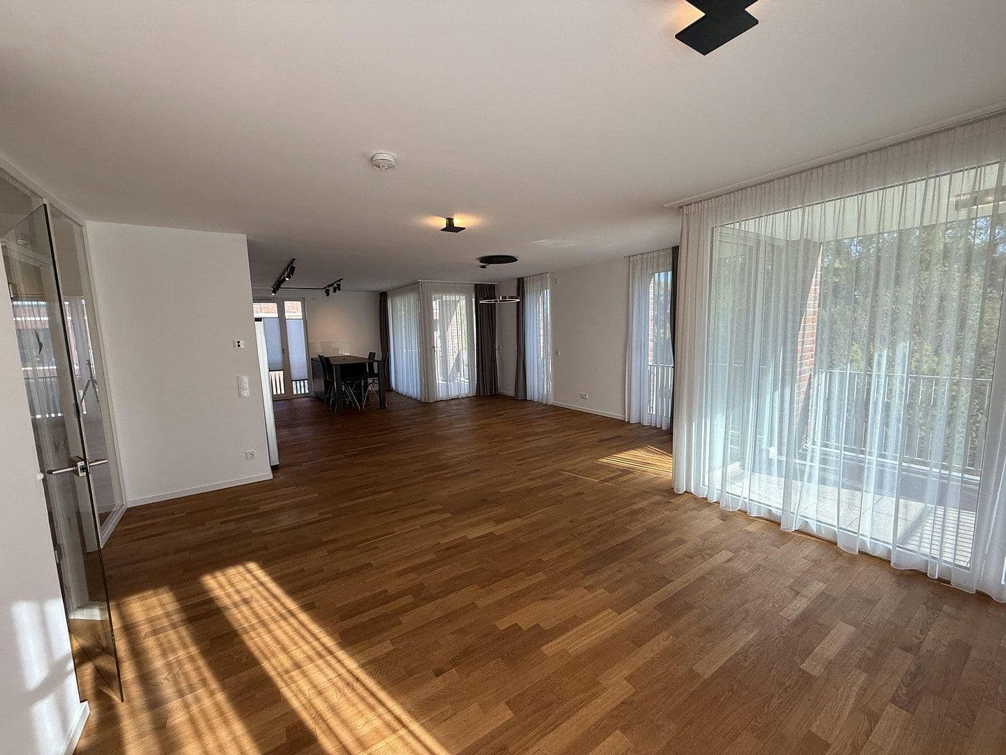 Prodej bytu 4+1 138 m², Hannover, Dolní Sasko Prodej bytu 4+1 138 m², Hannover, Dolní Sasko