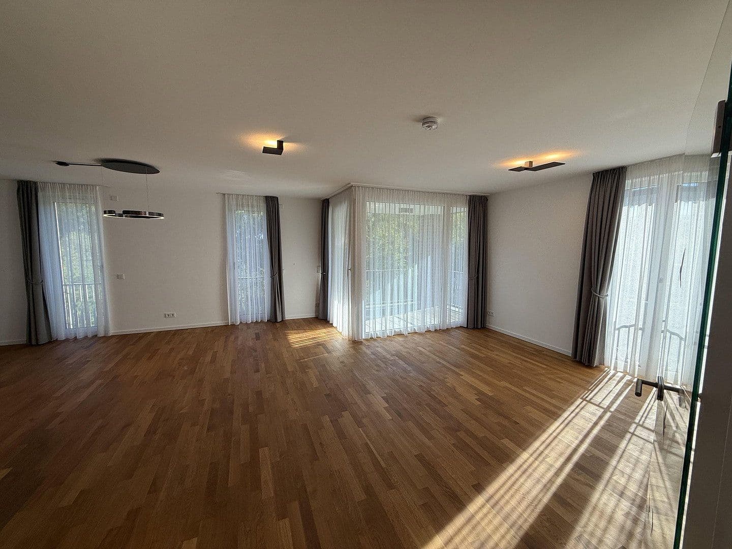 Prodej bytu 4+1 138 m², Hannover, Dolní Sasko Prodej bytu 4+1 138 m², Hannover, Dolní Sasko