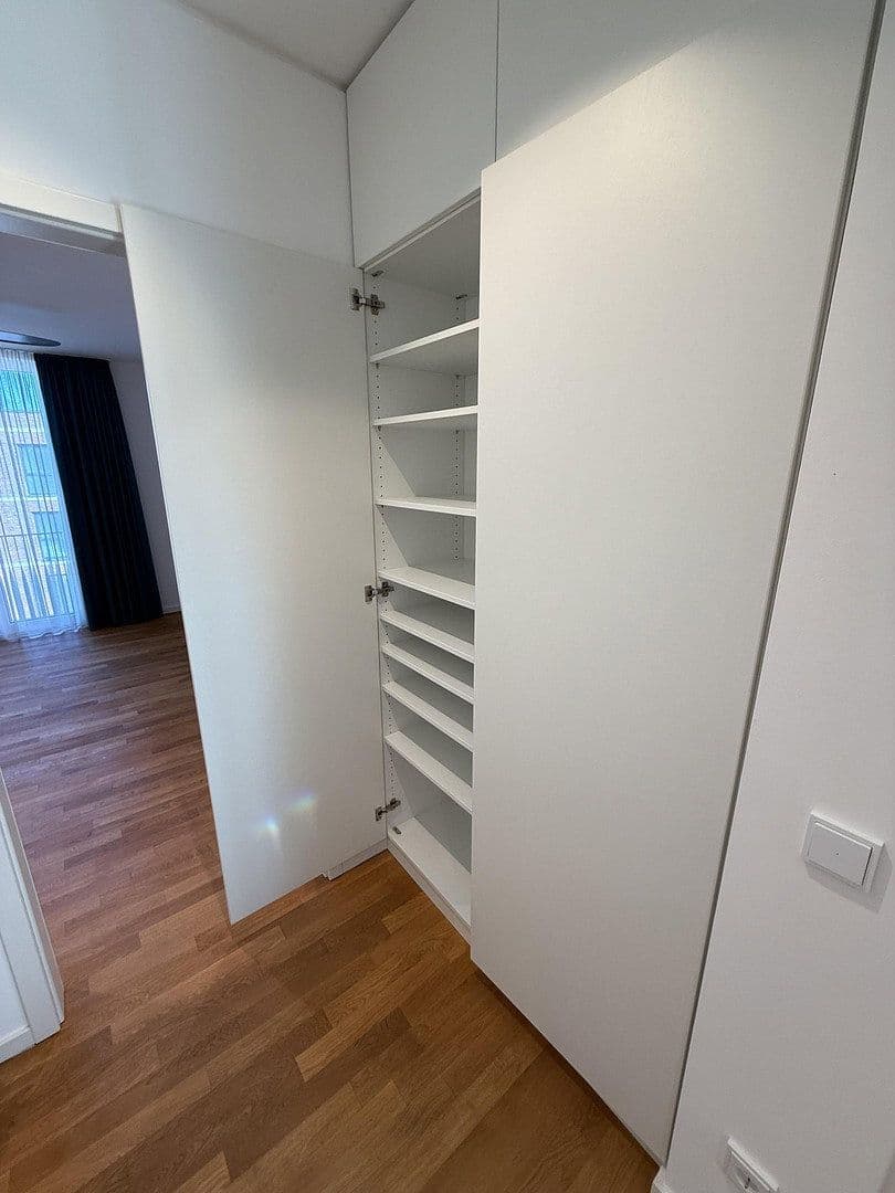 Prodej bytu 4+1 138 m², Hannover, Dolní Sasko Prodej bytu 4+1 138 m², Hannover, Dolní Sasko