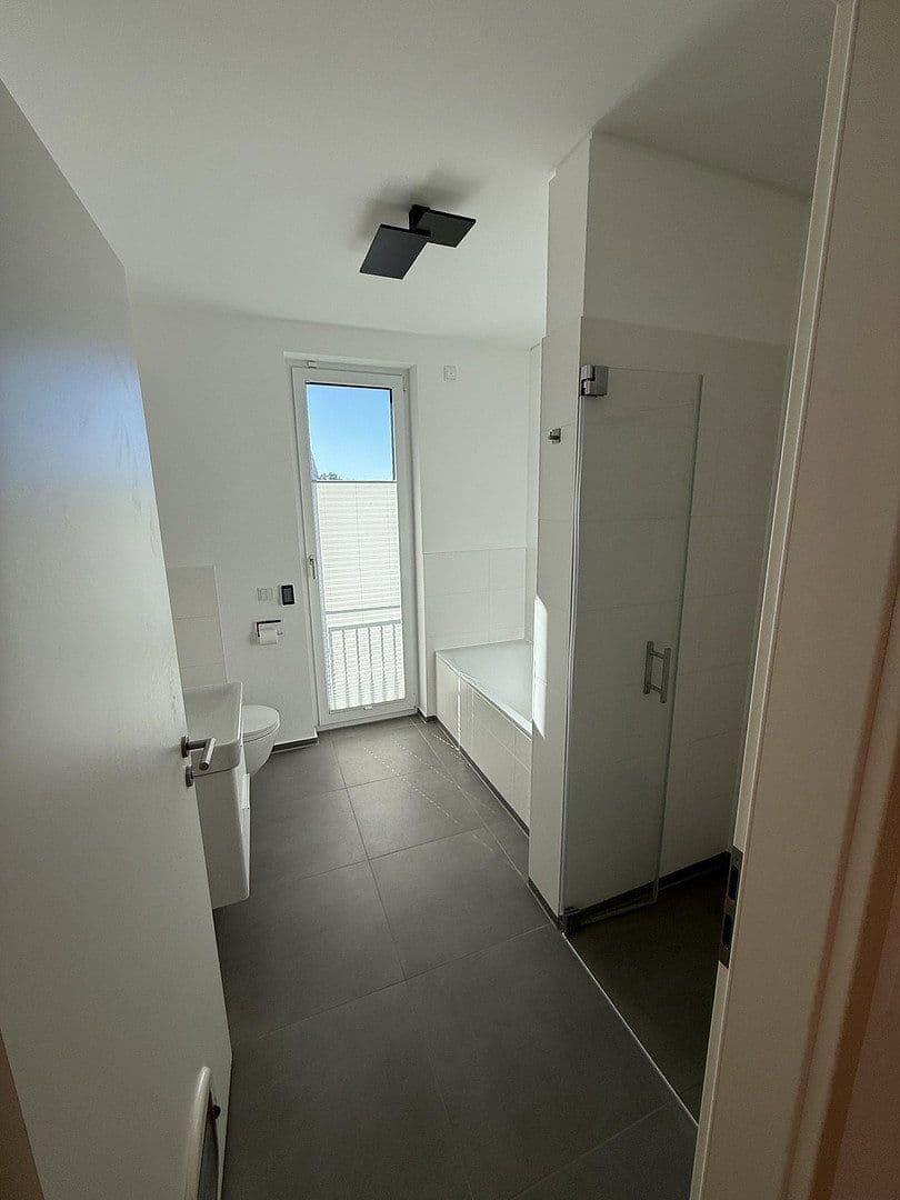 Prodej bytu 4+1 138 m², Hannover, Dolní Sasko Prodej bytu 4+1 138 m², Hannover, Dolní Sasko