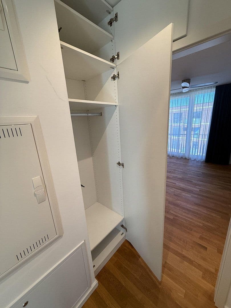 Prodej bytu 4+1 138 m², Hannover, Dolní Sasko Prodej bytu 4+1 138 m², Hannover, Dolní Sasko