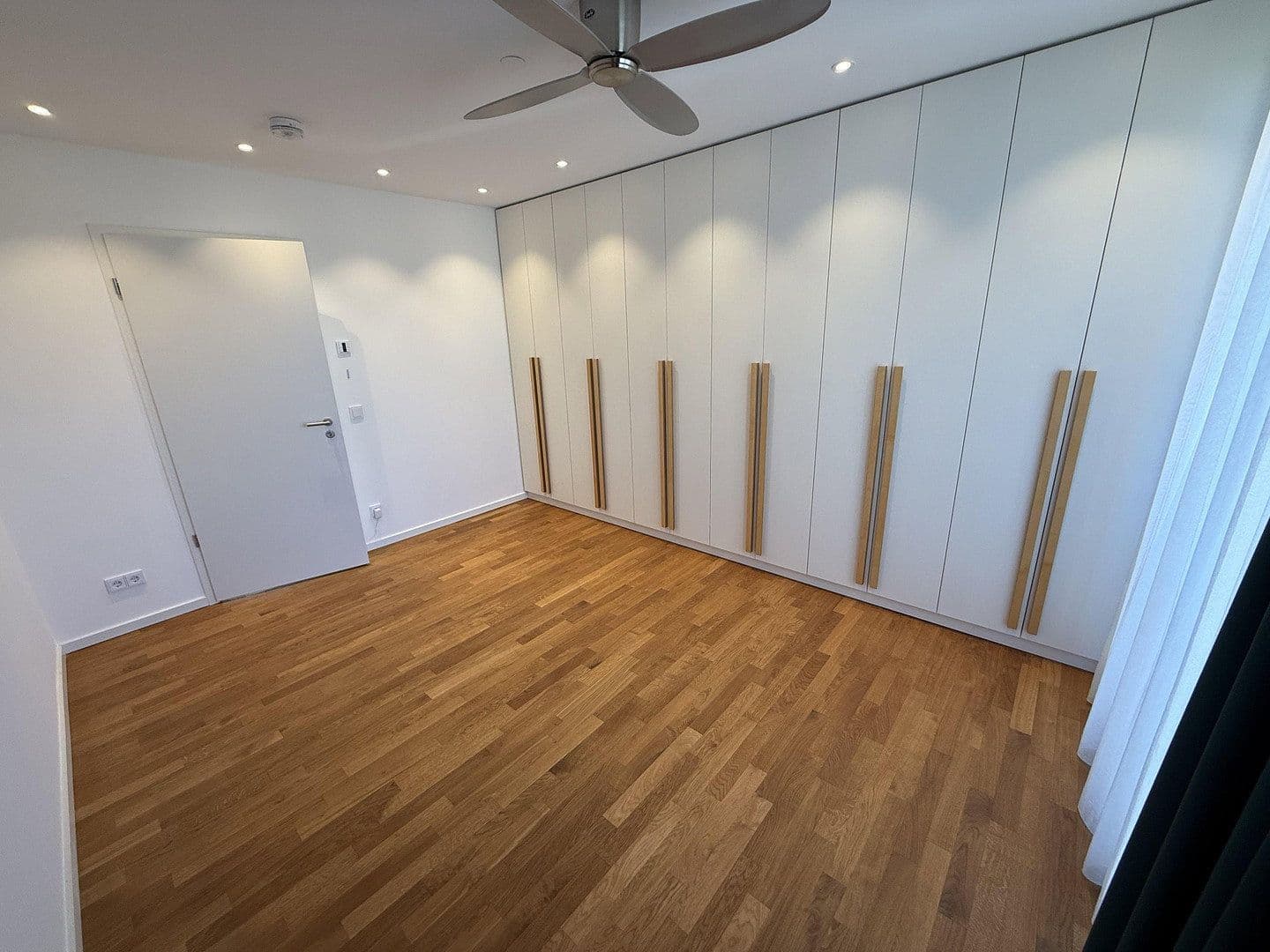 Prodej bytu 4+1 138 m², Hannover, Dolní Sasko Prodej bytu 4+1 138 m², Hannover, Dolní Sasko