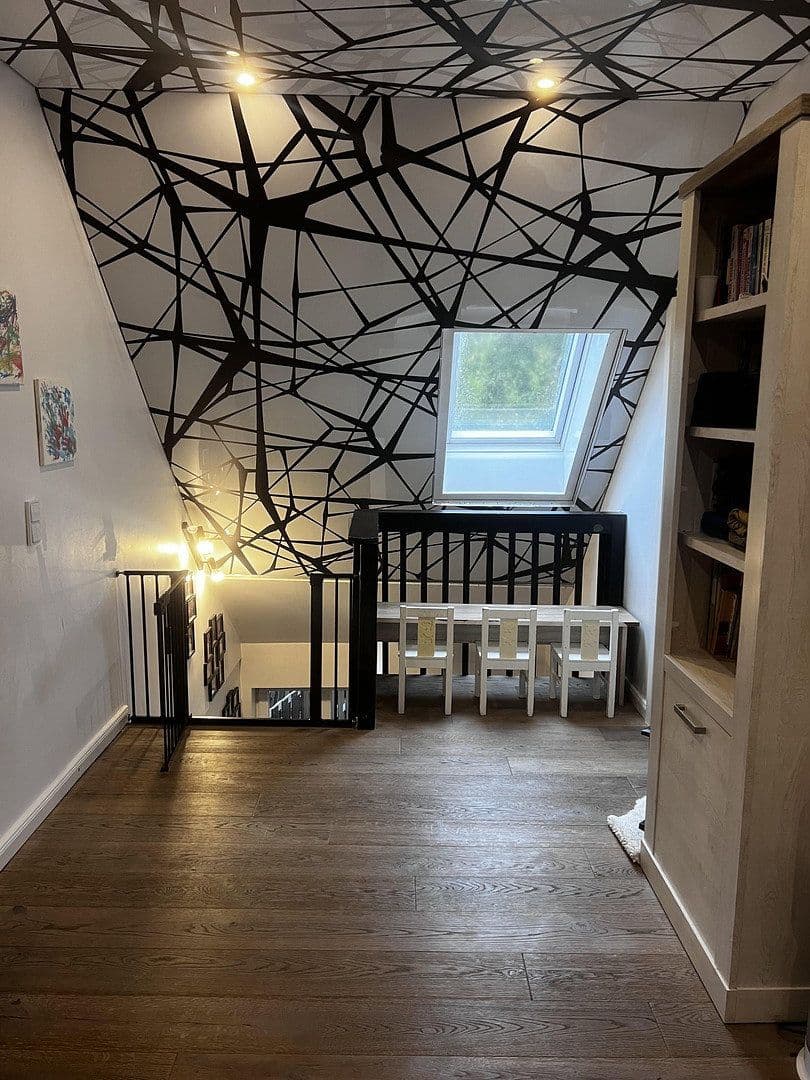 Prodej domu 220 m², pozemek 560 m², Dorfstraße 119, Tangstedt, Šlesvicko-Holštýnsko Prodej domu 220 m², pozemek 560 m², Dorfstraße 119, Tangstedt, Šlesvicko-Holštýnsko