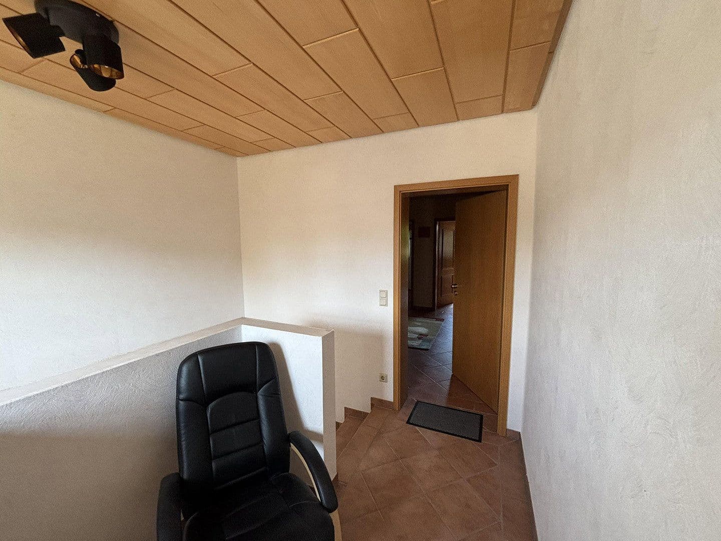Prodej domu 235 m², pozemek 504 m², Neunkirchen-Seelscheid, Severní Porýní-Vestfálsko Prodej domu 235 m², pozemek 504 m², Neunkirchen-Seelscheid, Severní Porýní-Vestfálsko