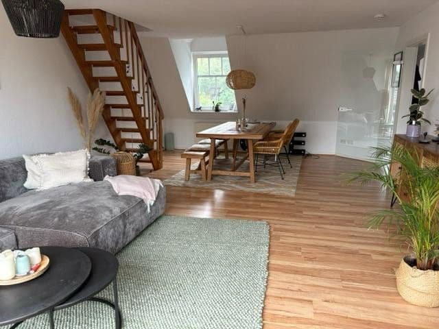 Pronájem bytu 3+1 100 m², Fährstr. 67, Osterrönfeld, Šlesvicko-Holštýnsko Pronájem bytu 3+1 100 m², Fährstr. 67, Osterrönfeld, Šlesvicko-Holštýnsko