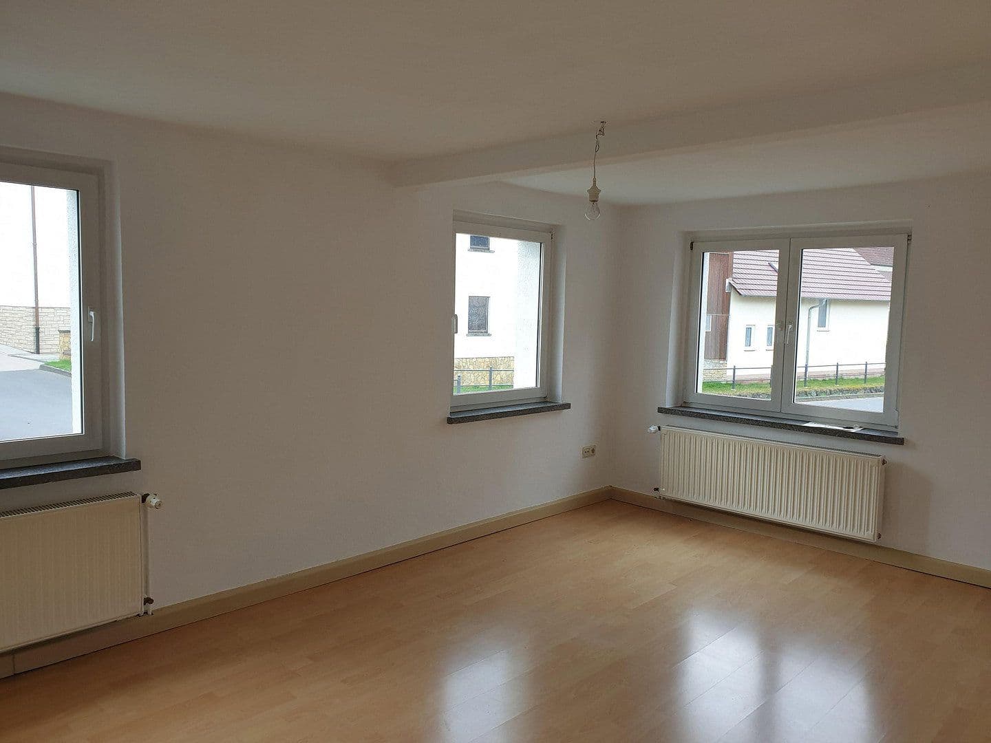 Prodej domu 139 m², pozemek 424 m², Geisa, Durynsko Prodej domu 139 m², pozemek 424 m², Geisa, Durynsko