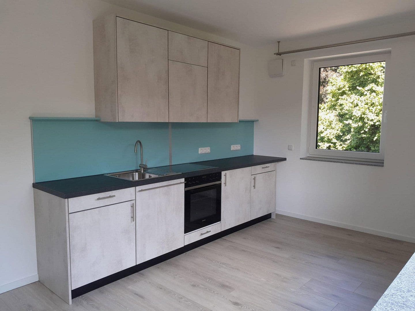 Pronájem bytu 2+1 43 m², Cáchy, Severní Porýní-Vestfálsko Pronájem bytu 2+1 43 m², Cáchy, Severní Porýní-Vestfálsko