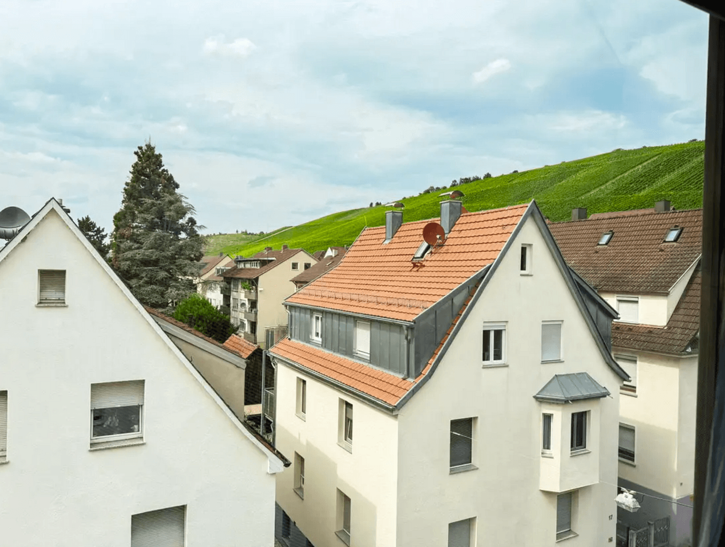 Pronájem bytu 3+1 66 m², Halbergstr. 18, Esslingen am Neckar, Bádensko-Württembersko Pronájem bytu 3+1 66 m², Halbergstr. 18, Esslingen am Neckar, Bádensko-Württembersko