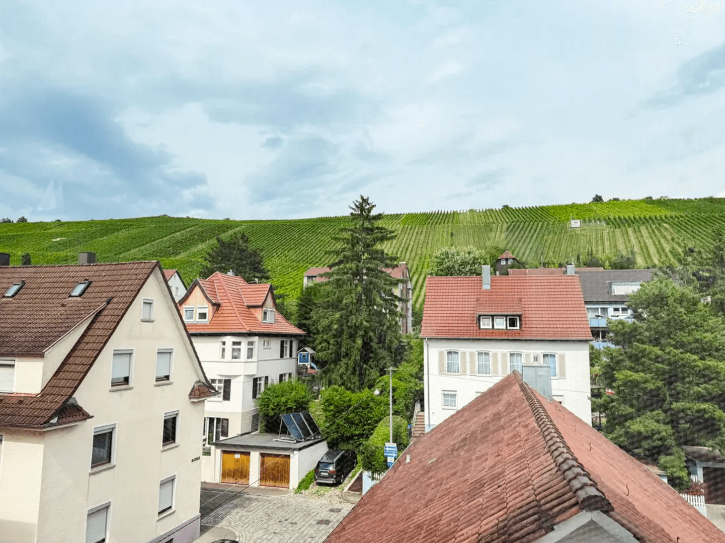 Pronájem bytu 3+1 66 m², Halbergstr. 18, Esslingen am Neckar, Bádensko-Württembersko Pronájem bytu 3+1 66 m², Halbergstr. 18, Esslingen am Neckar, Bádensko-Württembersko