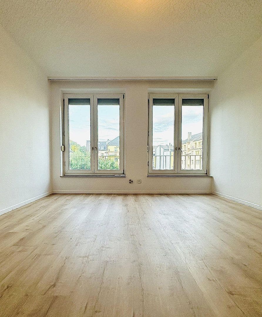 Prodej bytu 1+1 23 m², Mühlenweg 28, Wuppertal, Severní Porýní-Vestfálsko Prodej bytu 1+1 23 m², Mühlenweg 28, Wuppertal, Severní Porýní-Vestfálsko