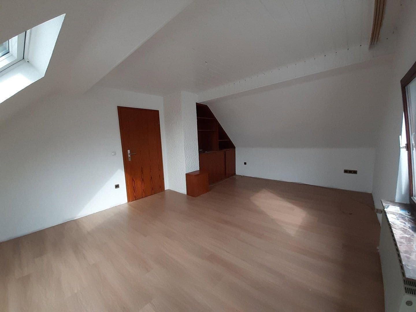 Pronájem bytu 2+1 60 m², Hauptstraße 43, Hammersbach, Hessen Pronájem bytu 2+1 60 m², Hauptstraße 43, Hammersbach, Hessen