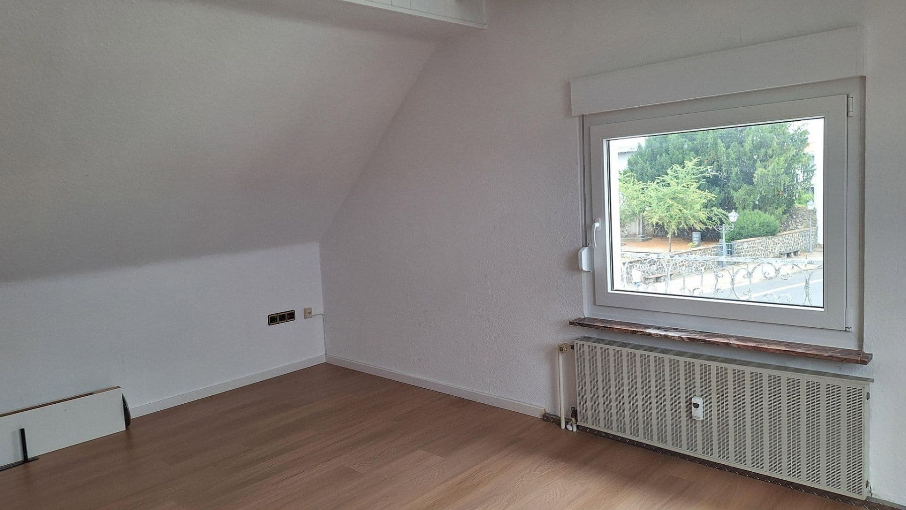 Pronájem bytu 2+1 60 m², Hauptstraße 43, Hammersbach, Hessen Pronájem bytu 2+1 60 m², Hauptstraße 43, Hammersbach, Hessen