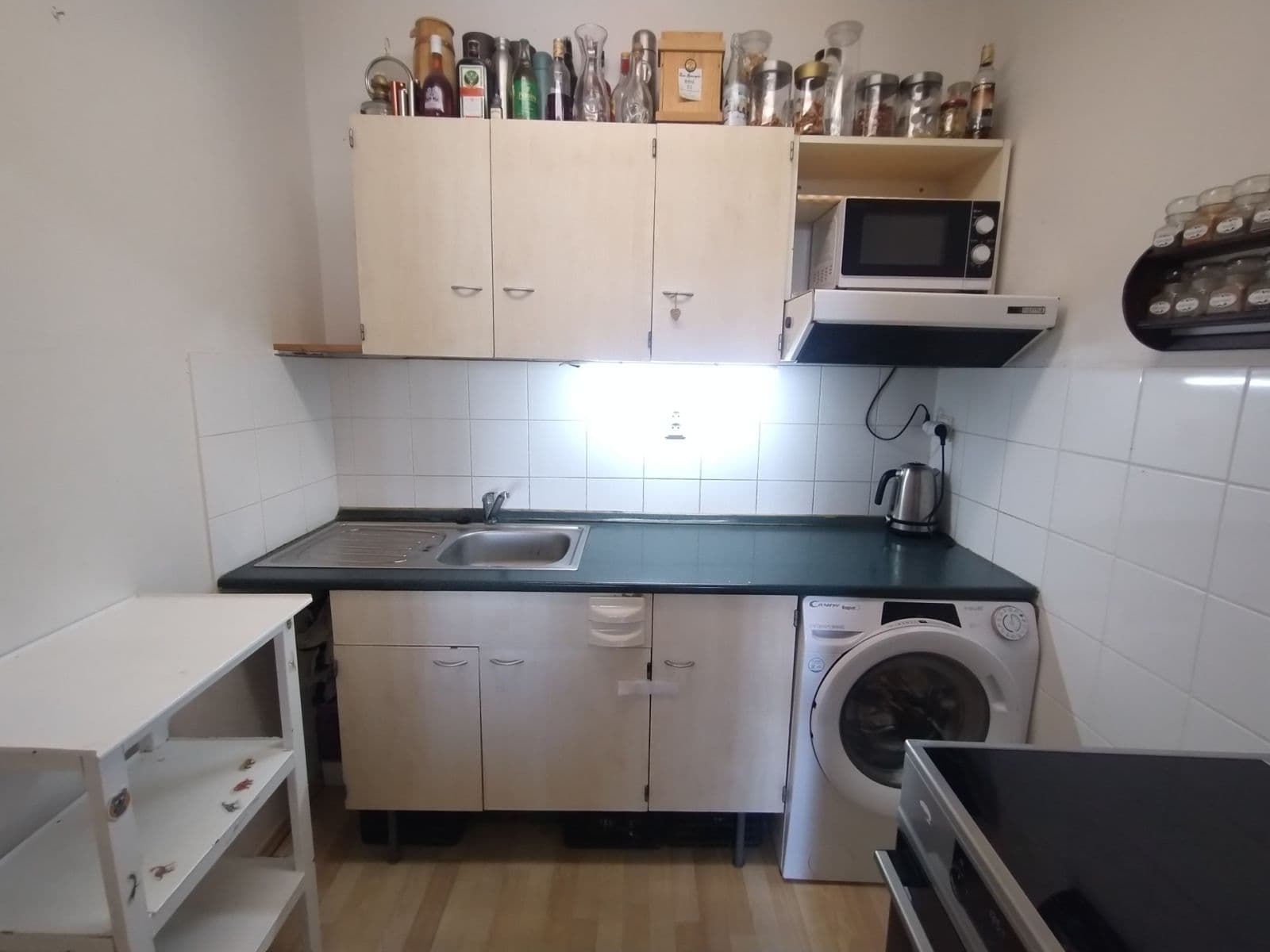 Prodej bytu 2+kk 42 m², Kostřínská, Praha, Praha Prodej bytu 2+kk 42 m², Kostřínská, Praha, Praha
