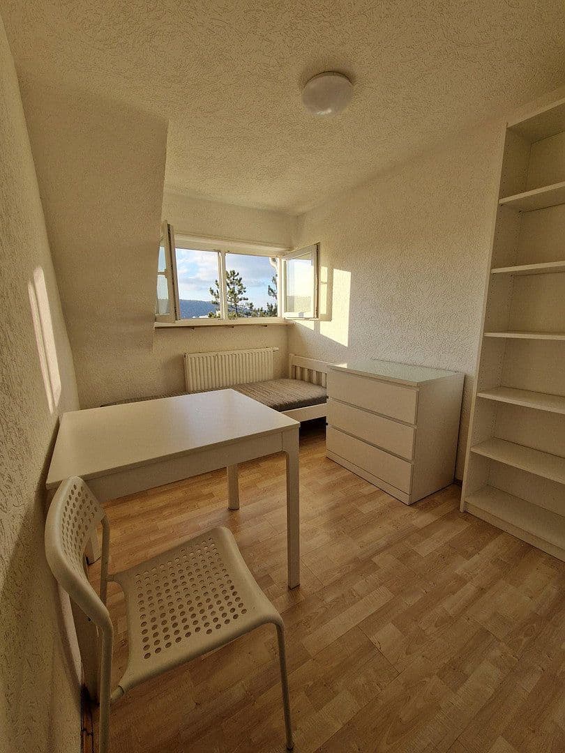 Pronájem bytu 64 m², Stuttgart, Bádensko-Württembersko Pronájem bytu 64 m², Stuttgart, Bádensko-Württembersko