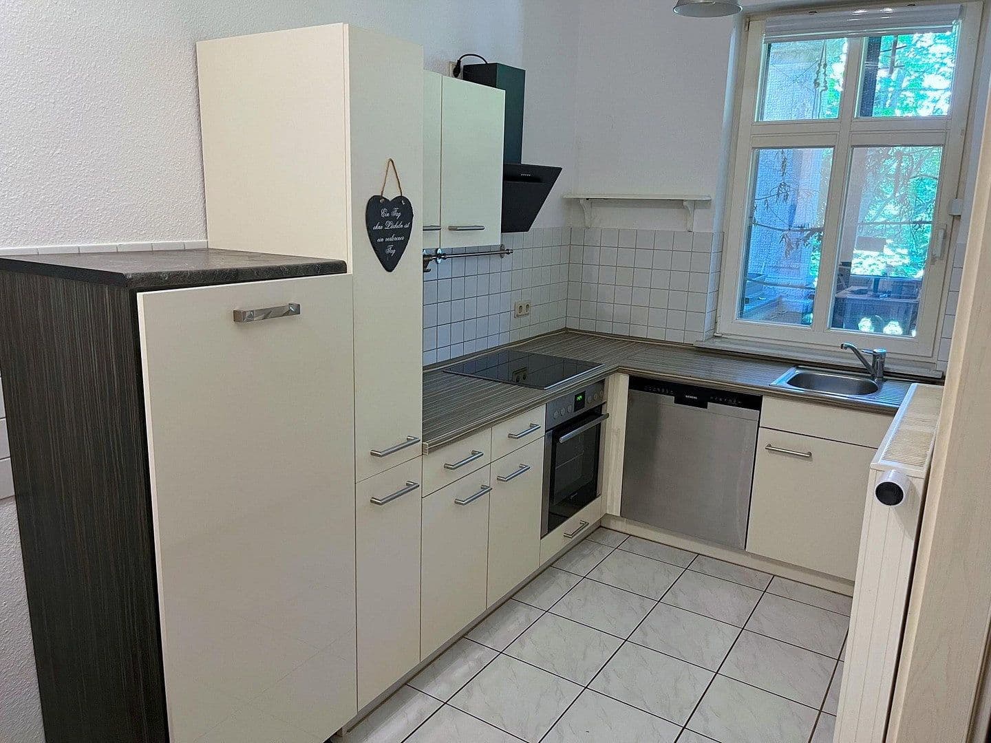 Pronájem bytu 2+1 86 m², Rohrer Str. 2, Meiningen, Durynsko Pronájem bytu 2+1 86 m², Rohrer Str. 2, Meiningen, Durynsko