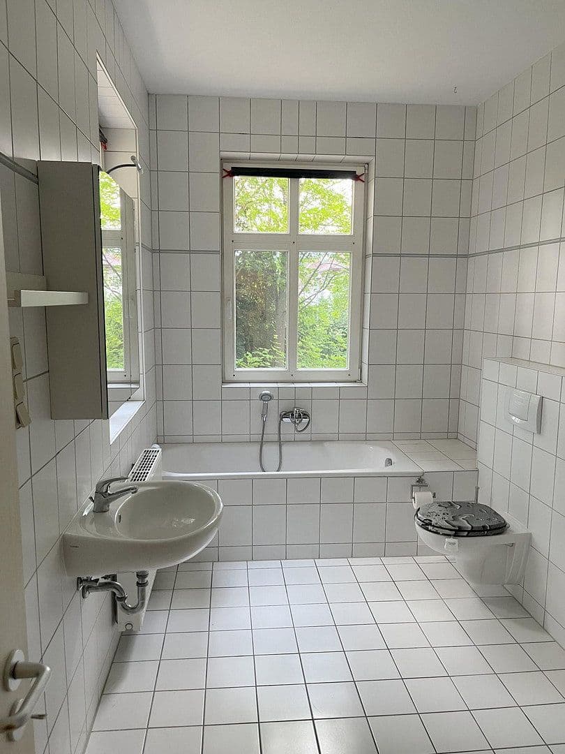 Pronájem bytu 2+1 86 m², Rohrer Str. 2, Meiningen, Durynsko Pronájem bytu 2+1 86 m², Rohrer Str. 2, Meiningen, Durynsko