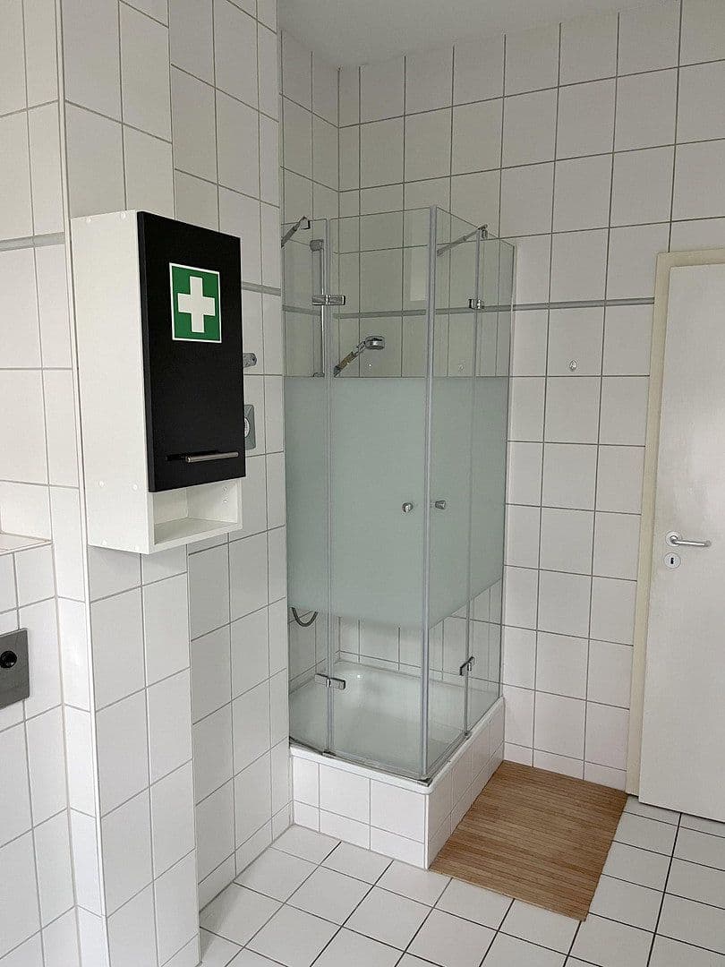 Pronájem bytu 2+1 86 m², Rohrer Str. 2, Meiningen, Durynsko Pronájem bytu 2+1 86 m², Rohrer Str. 2, Meiningen, Durynsko