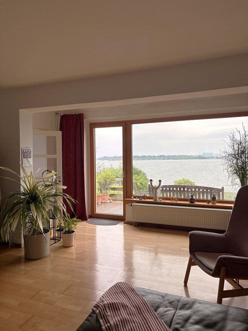 Prodej domu 185 m², pozemek 554 m², Altefähr, Mecklenburg-Vorpommern Prodej domu 185 m², pozemek 554 m², Altefähr, Mecklenburg-Vorpommern