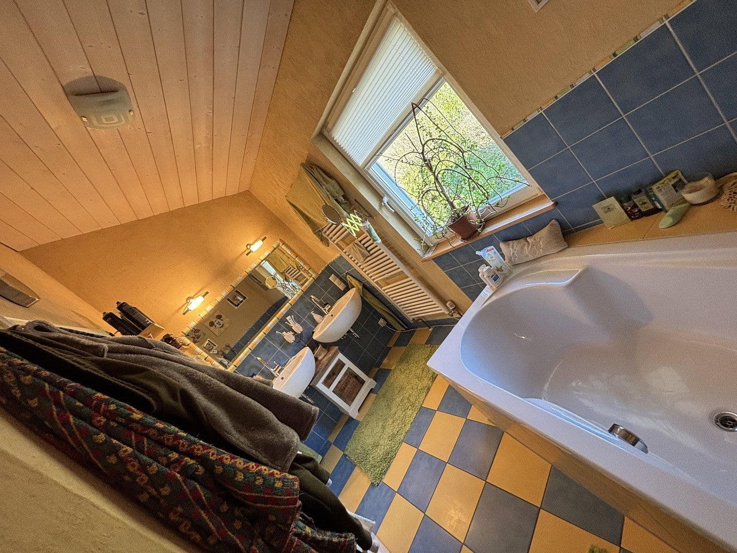 Prodej domu 160 m², pozemek 1.357 m², Ralingen, Porýní-Falc Prodej domu 160 m², pozemek 1.357 m², Ralingen, Porýní-Falc